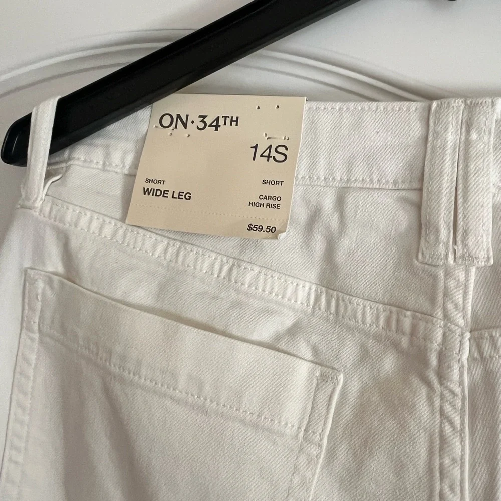 SALE $9 White Flare & Wide Leg Jeans brand new - Picture 3 of 8